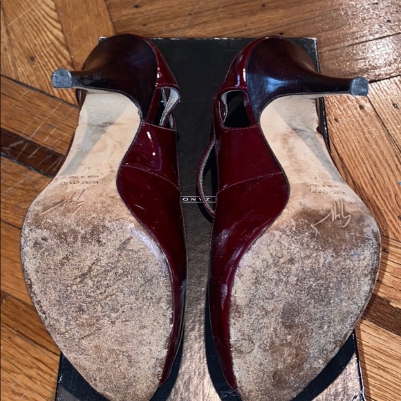 GUISEPPE ZANOTTI PLUM HEELS - Picture 3 of 3